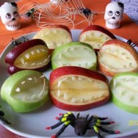 Halloween Fruit Apple Teeth Treats Recipe