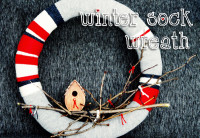 DIY Winter Sock Wreath