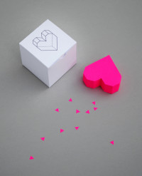 Boxed geometric heart DIY
