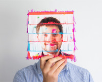 Fun photo piñatas for any party. Immortalize the face of your friends.