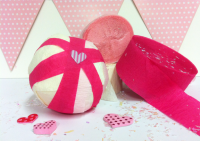 Valentine’s Day Surprise Balls! | DIY Valentine Ideas