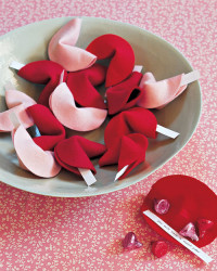 Felt Fortune Cookies | DIY | What to get your boyfriend for valentines day