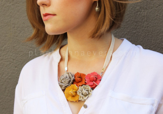 DIY Collar flores de piel | DIY flowers necklace