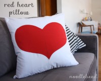 Red Heart Pillow Tutorial by Noodlehead