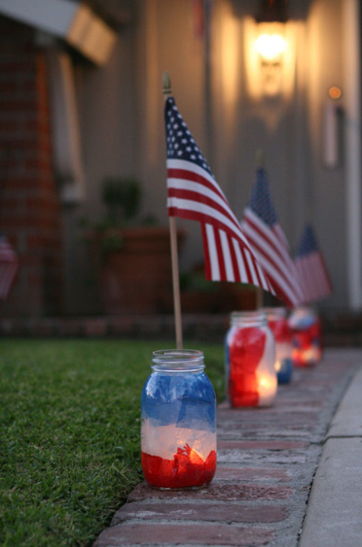 DIY Patriotic Mason Jar Luminaries