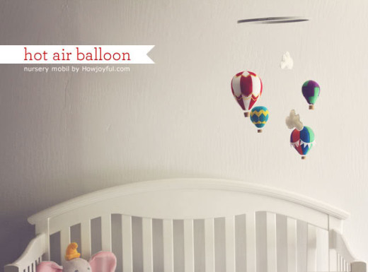 Felt hot air balloon mobile – tutorial and pattern