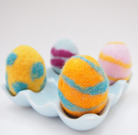 The Tiny Funnel: Wool Felted Eggs