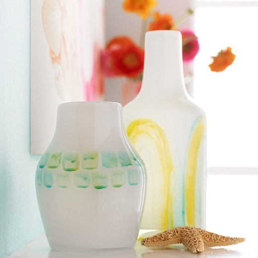 Watercolor-Painted Vases | Mother’s Day Gift Ideas