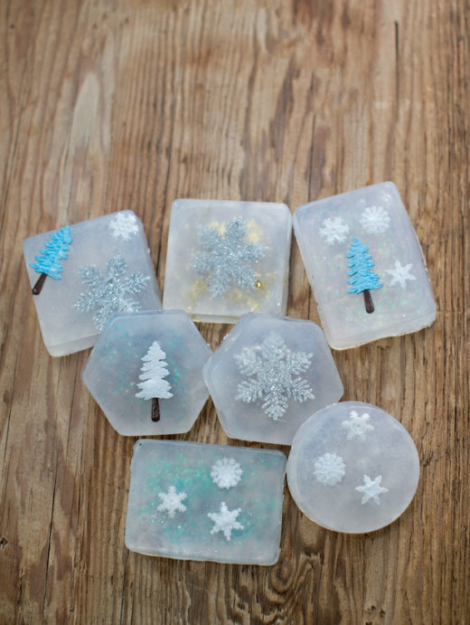 EASY HANDMADE CHRISTMAS SOAPS