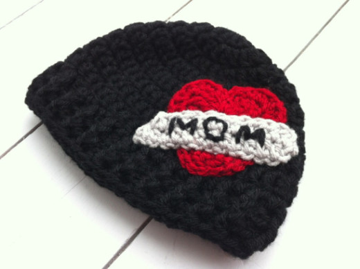 ‘I Heart Mom’ Baby Beanie