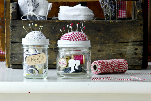 Sewing Kit In A Jar | DIY and crafts